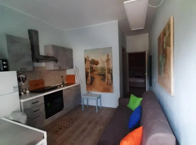 Riverview67 Apartament Salionze